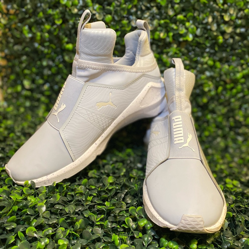 Slip On Pumas